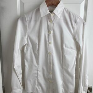 Banana Republic no iron stretch tailored long sleeve button down white size 2